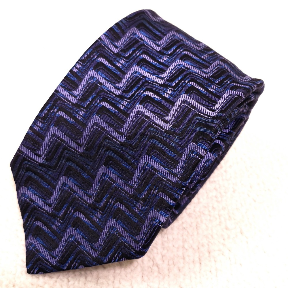 Missoni Tie Purple Zigzag Silk Woven Italy Made Designer Tie 3" Wide 61" Long